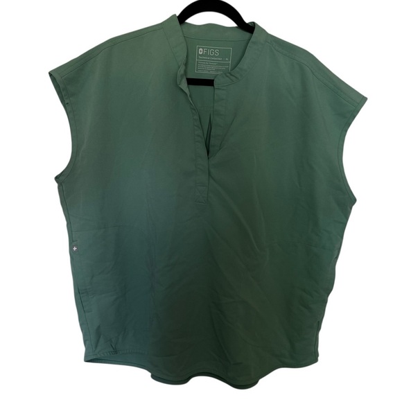 Figs Rafaela Oversized Scrub Top - Picture 4 of 9